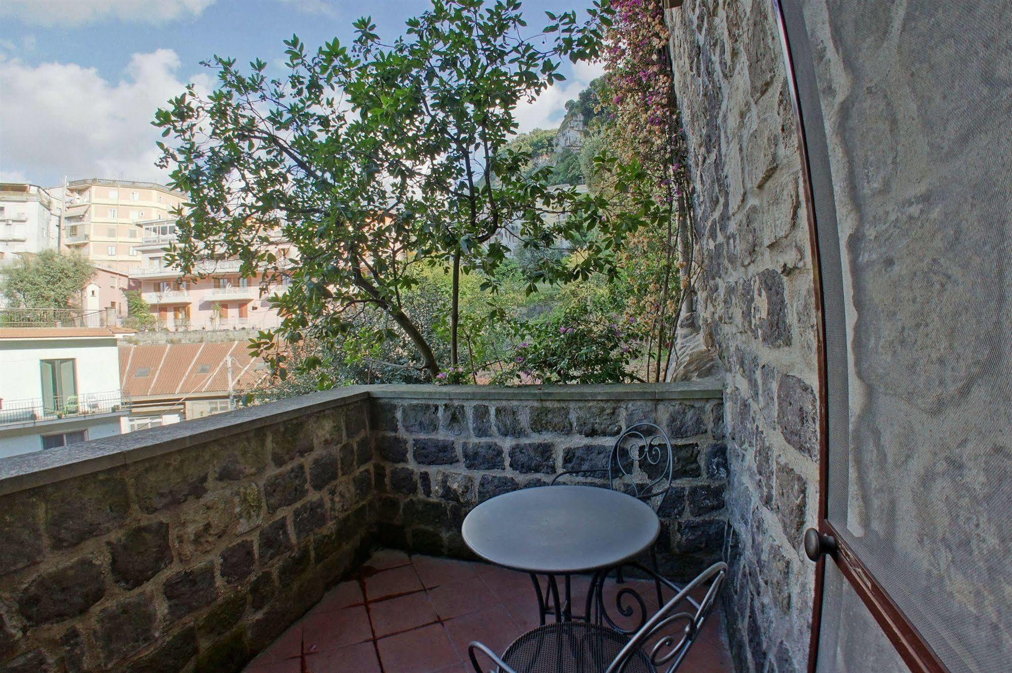 La Neffola Residence Sorrento Exteriör bild